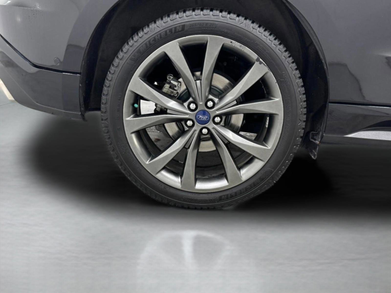 Used 2018 Ford Edge Sport w/ Equipment Group 401A image 8