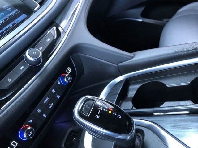 Used 2018 Buick Enclave Essence AWD/4WD image 30