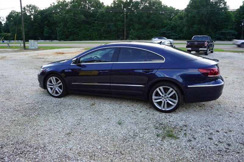 Used 2014 Volkswagen CC Executive FWD image 9