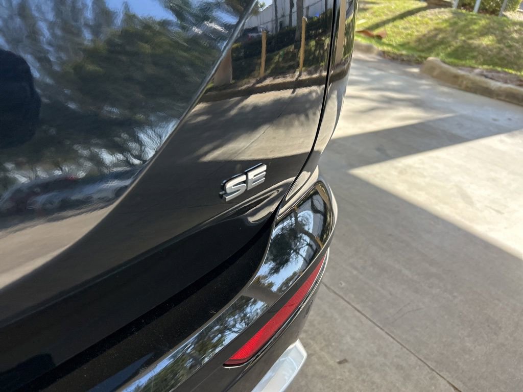 Used 2024 Mitsubishi Outlander SE image 20