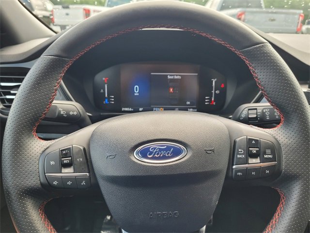 Used 2024 Ford Escape ST-Line image 27