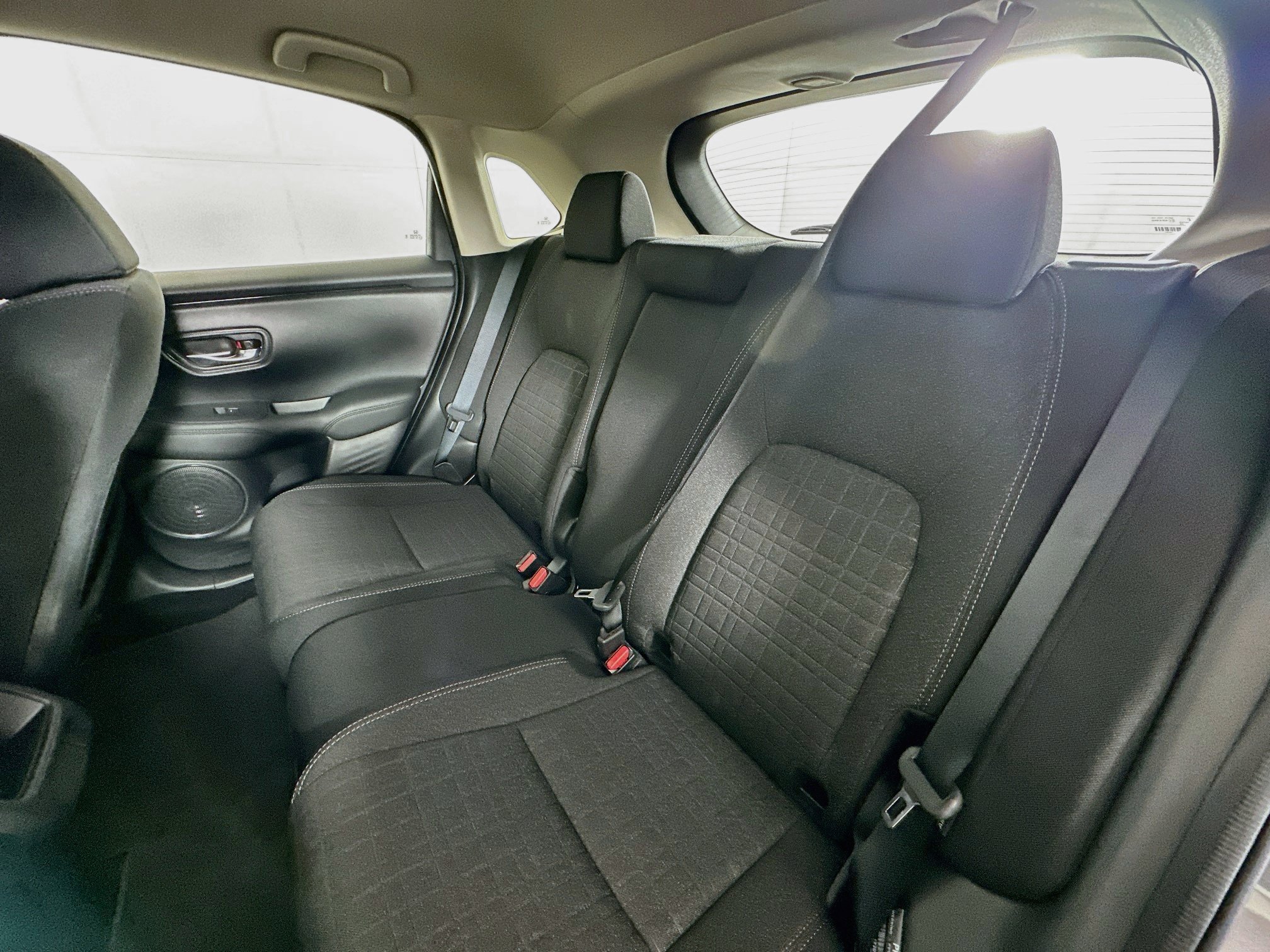 Used 2025 Honda HR-V LX image 25