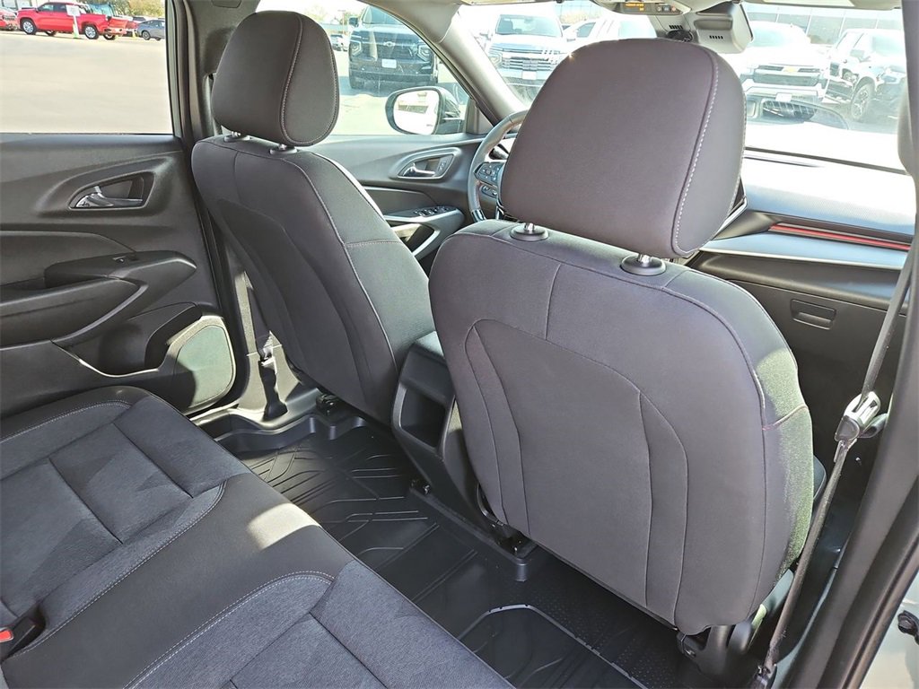 Used 2024 Chevrolet Trax RS w/ Driver Confidence Package image 20