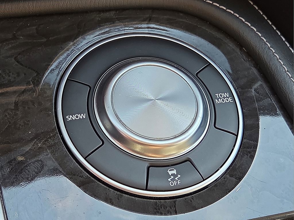 Used 2024 INFINITI QX80 Luxe image 26