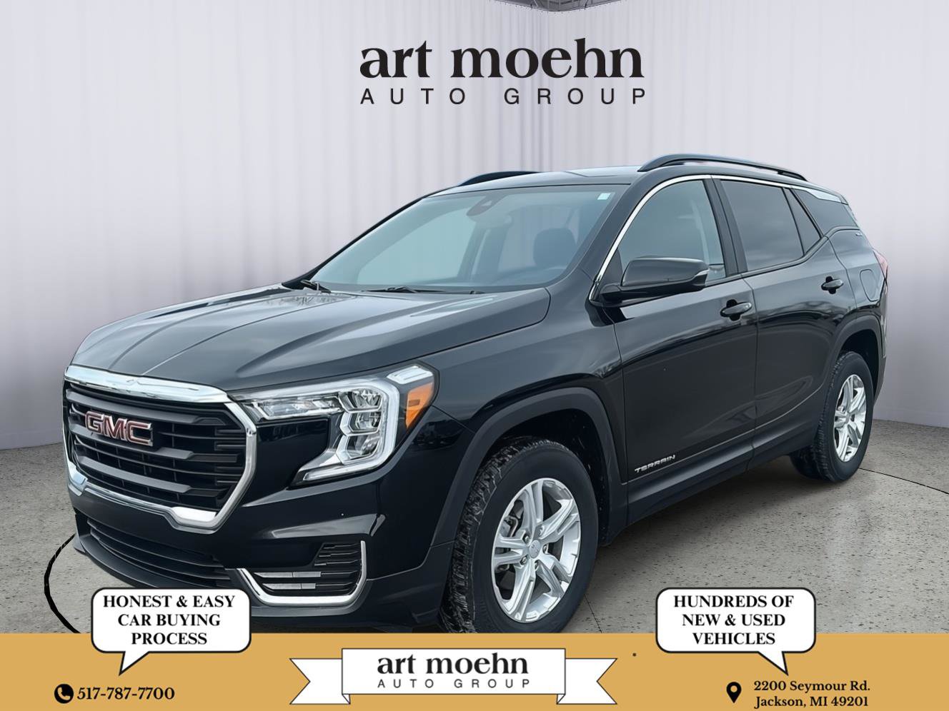 Used 2024 GMC Terrain SLE w/ Driver Convenience Package image 1