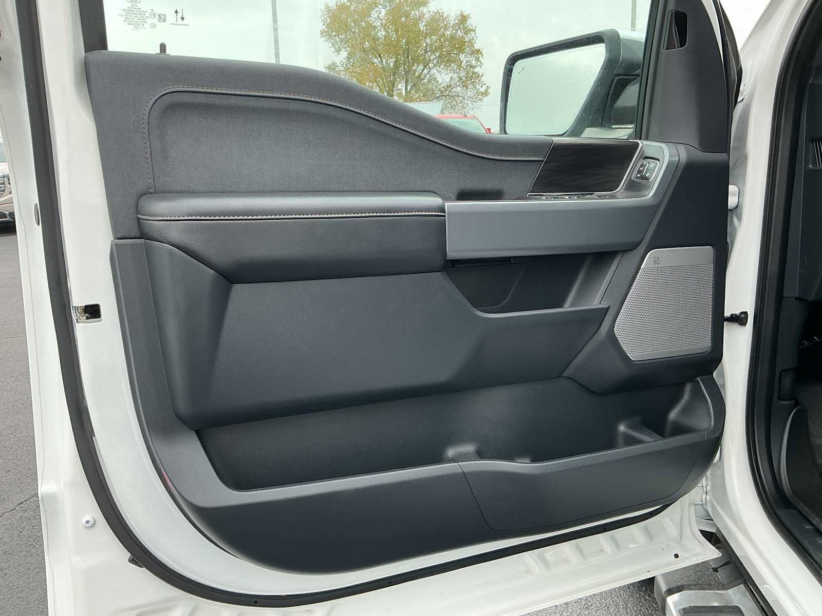 Used 2024 Ford F150 Lariat w/ FX4 Off-Road Package AWD/4WD image 19