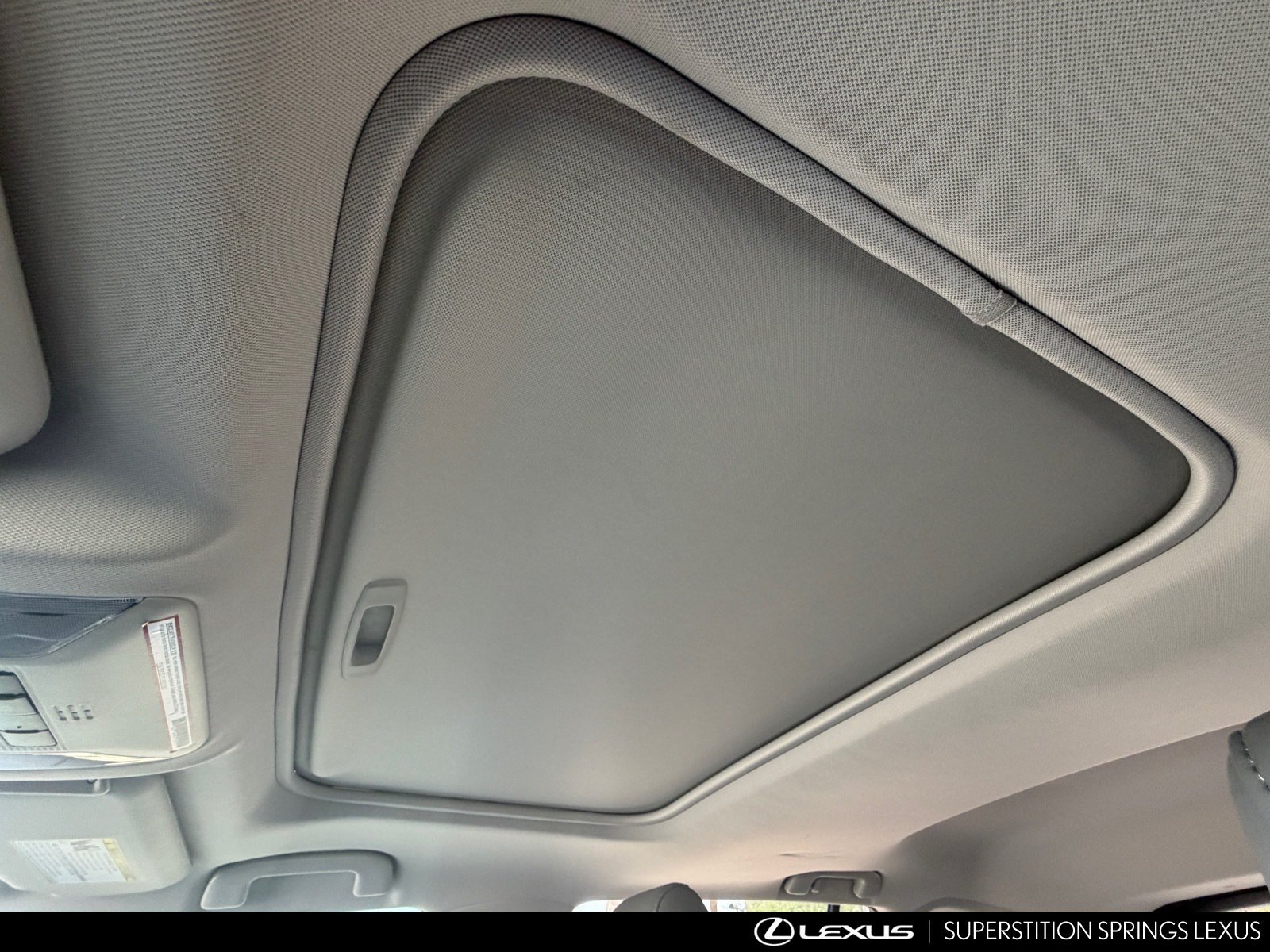 Used 2020 Toyota RAV4 Limited AWD/4WD image 37