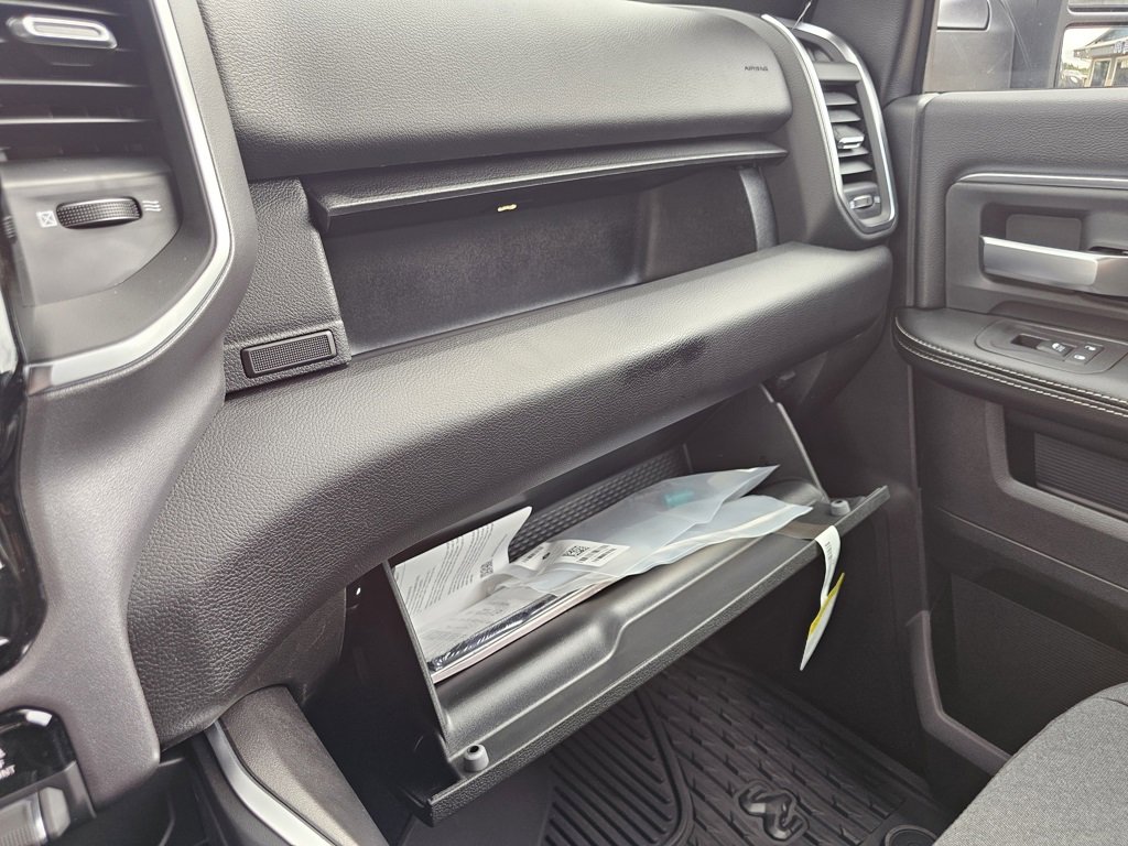 New 2025 RAM 3500 Big Horn image 42