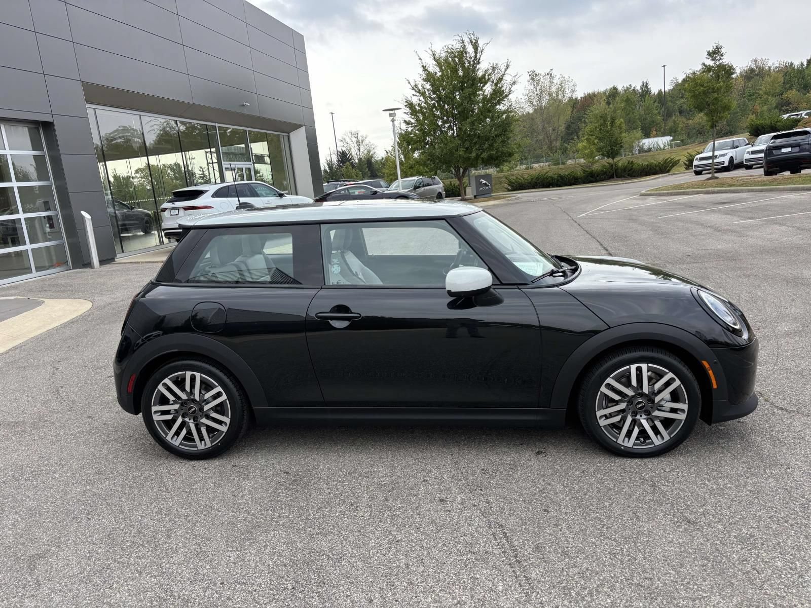 New 2026 MINI Cooper S FWD image 8