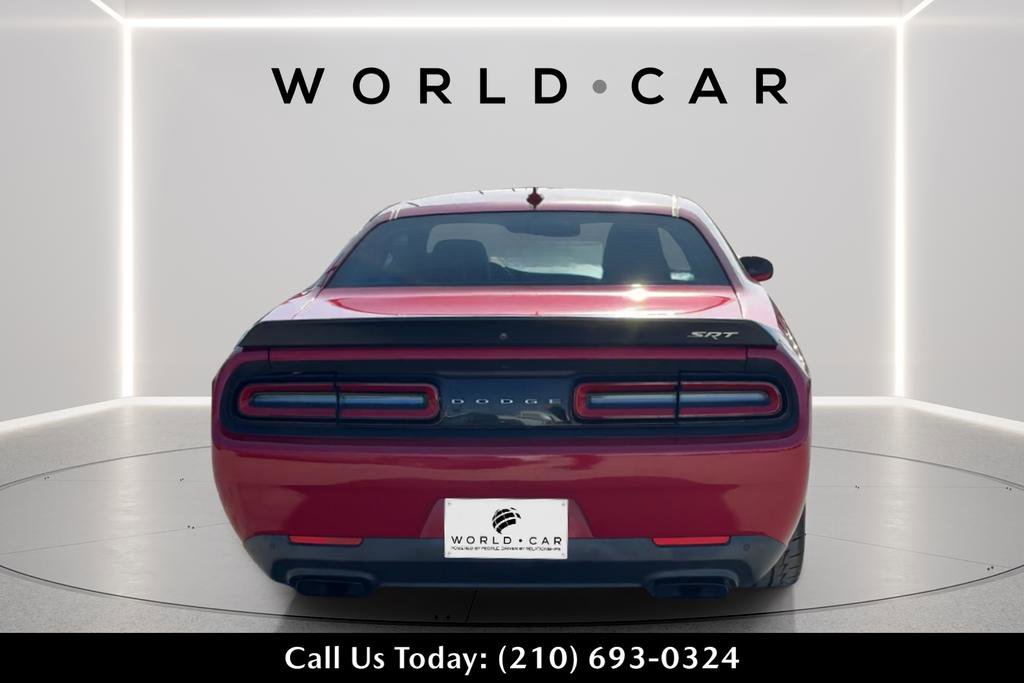 Used 2016 Dodge Challenger SRT Hellcat image 4