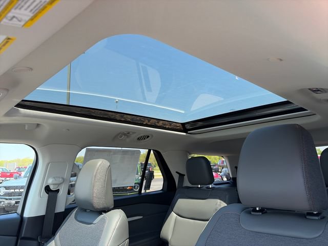 New 2026 Ford Explorer Active w/ Active Comfort Package AWD/4WD image 28