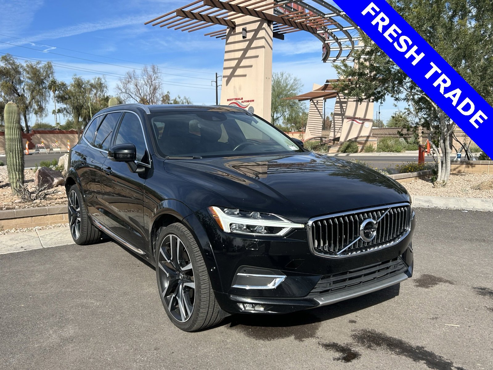 Used 2019 Volvo XC60 T5 Inscription image 1