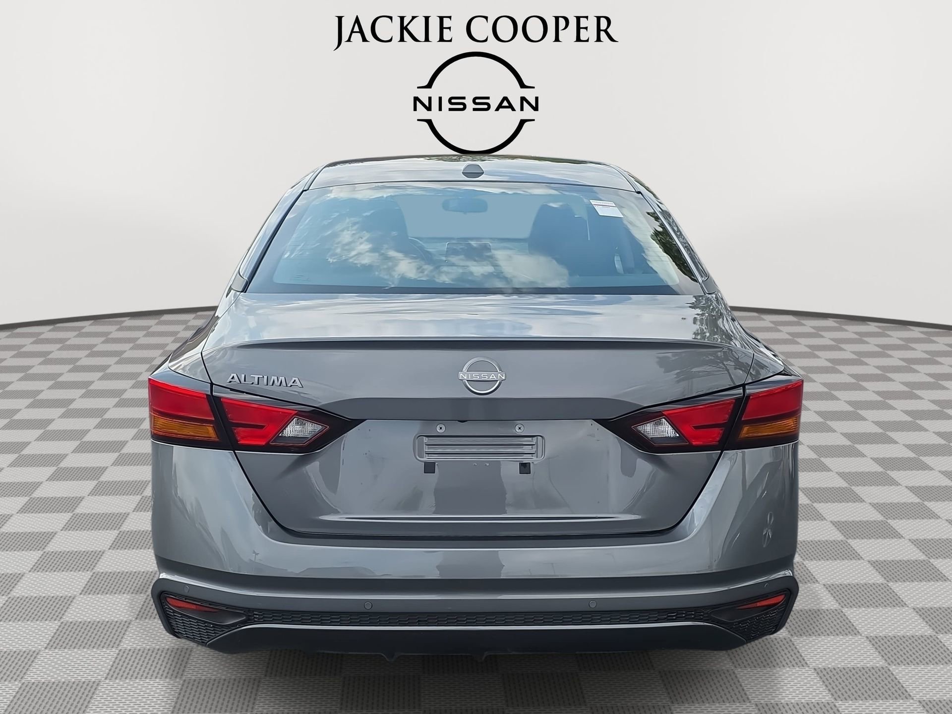 Used 2025 Nissan Altima 2.5 SV image 6