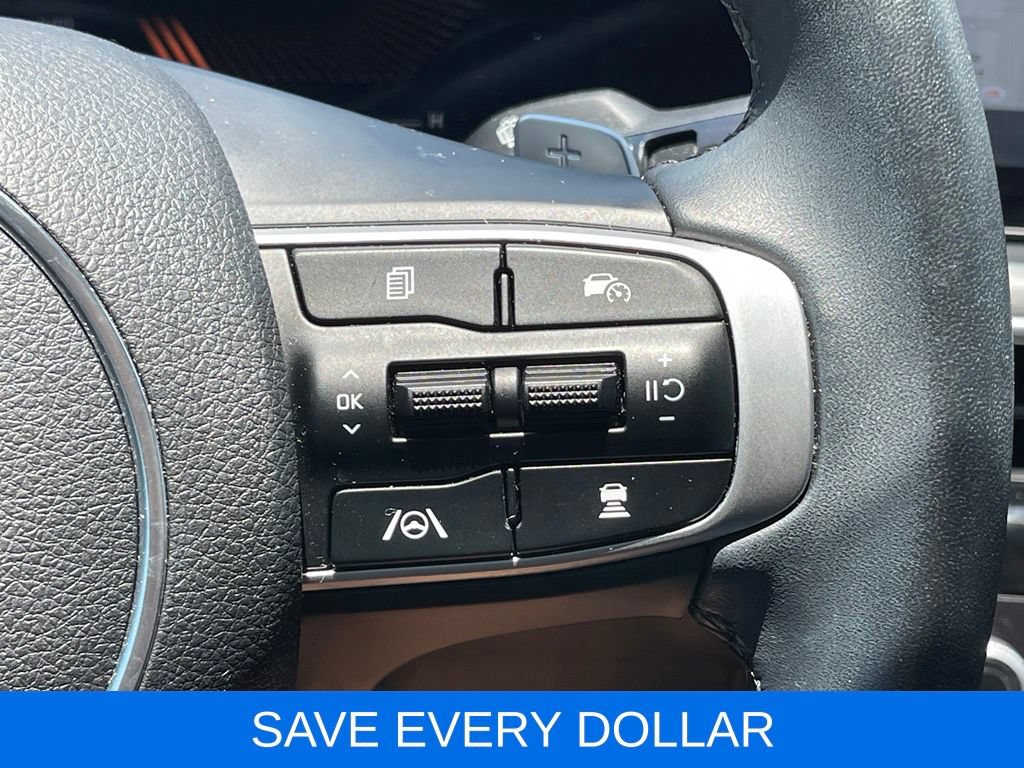 Used 2025 Kia K5 GT FWD image 18