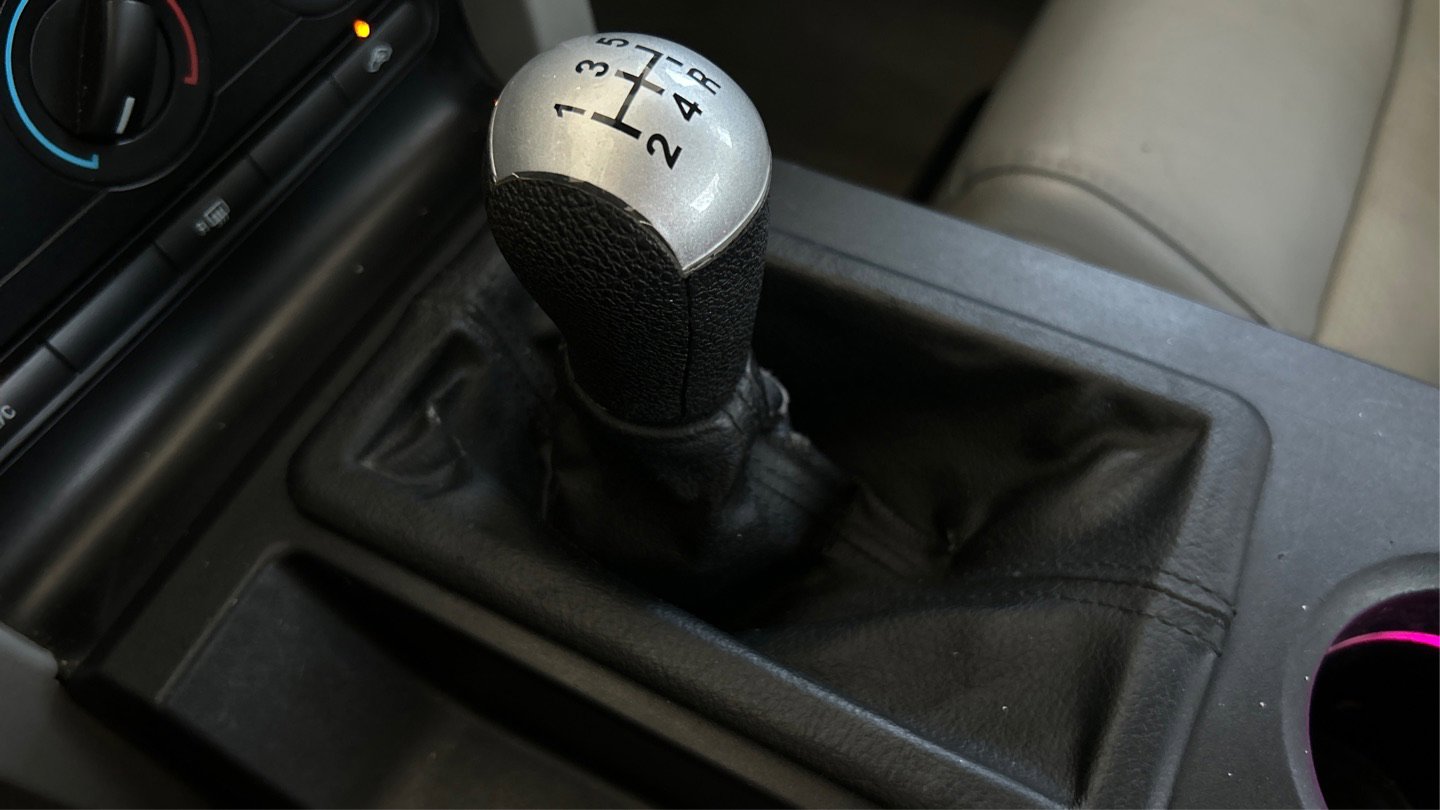 Used 2008 Ford Mustang GT Premium RWD image 12