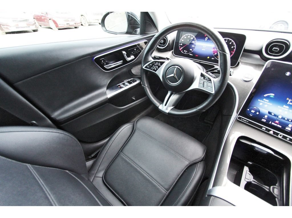 Used 2022 Mercedes-Benz C 300 4MATIC Sedan image 9