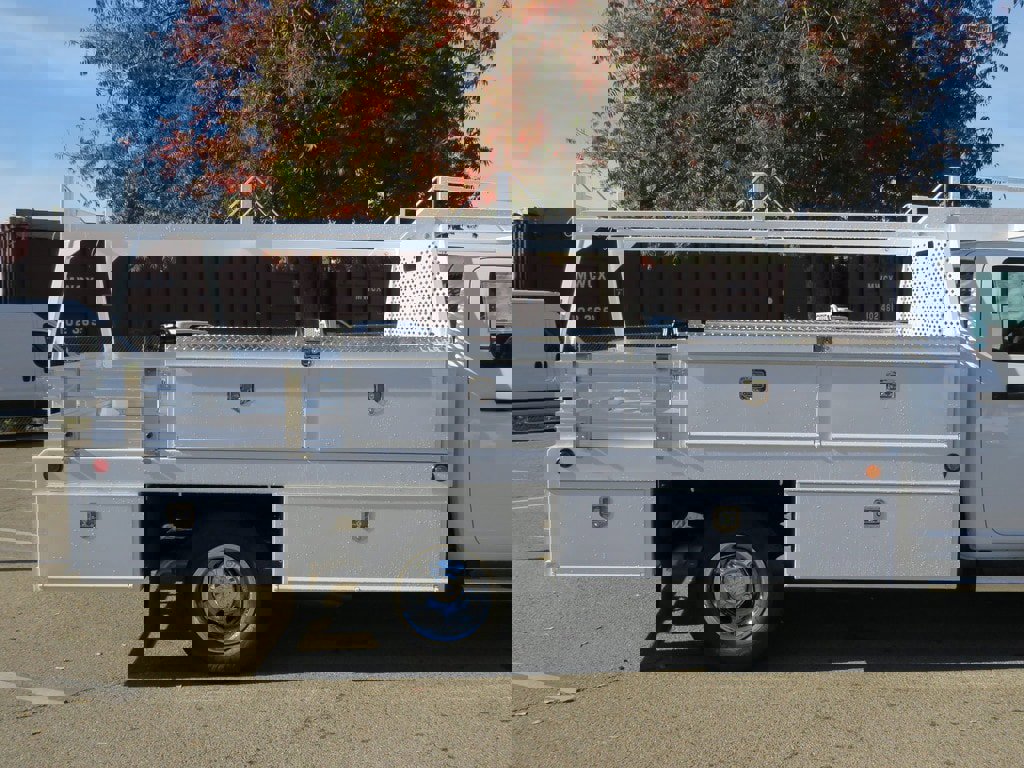 New 2024 RAM 3500 Tradesman image 33