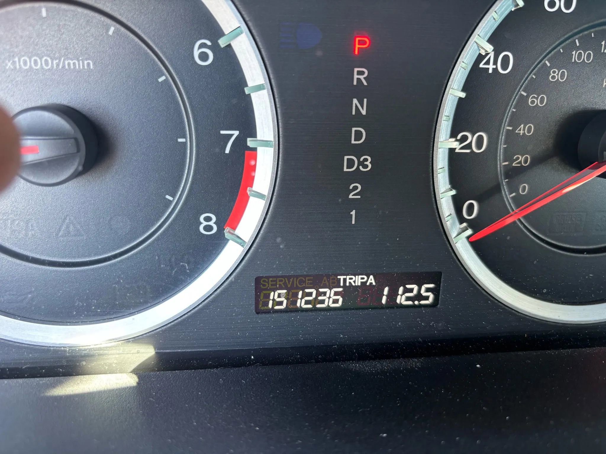 Used 2010 Honda Accord EX-L image 2