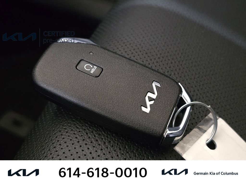 Certified 2025 Kia Sportage EX image 34