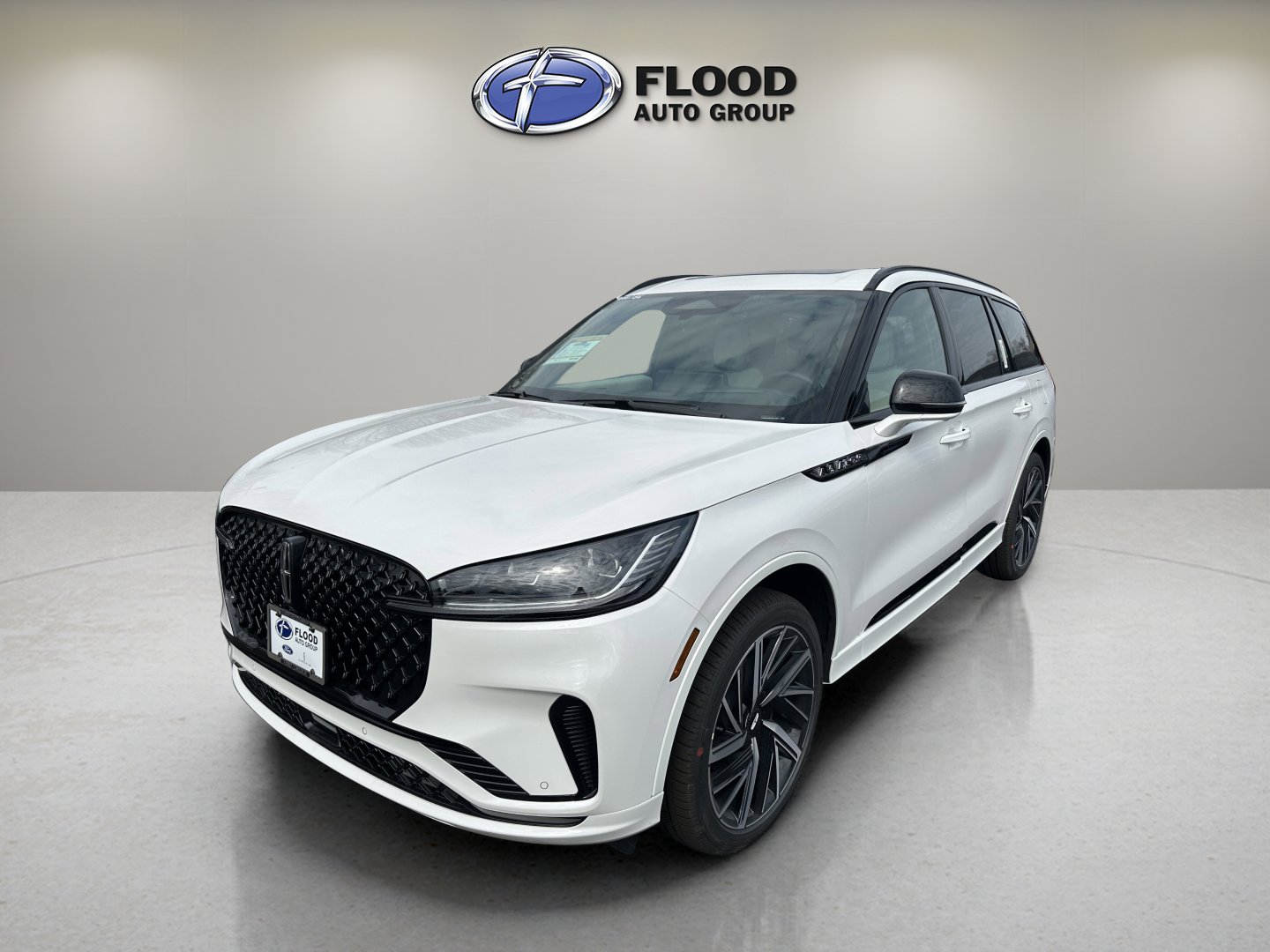 New 2026 Lincoln Aviator Black Label w/ Jet Appearance Package AWD/4WD image 3