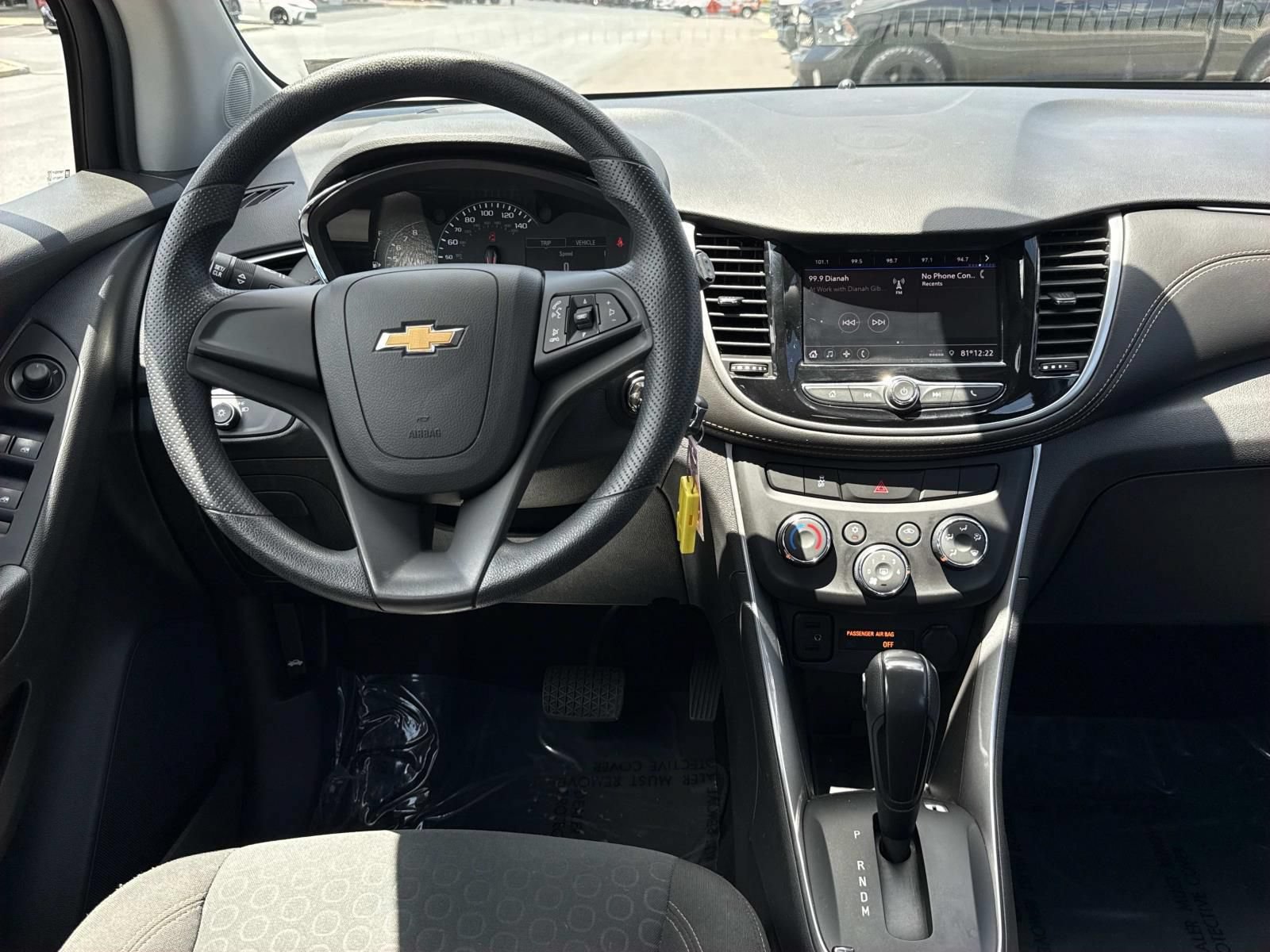 Used 2021 Chevrolet Trax LS AWD/4WD image 8