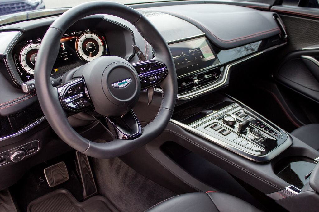 Used 2025 Aston Martin DBX 707 AWD/4WD image 11