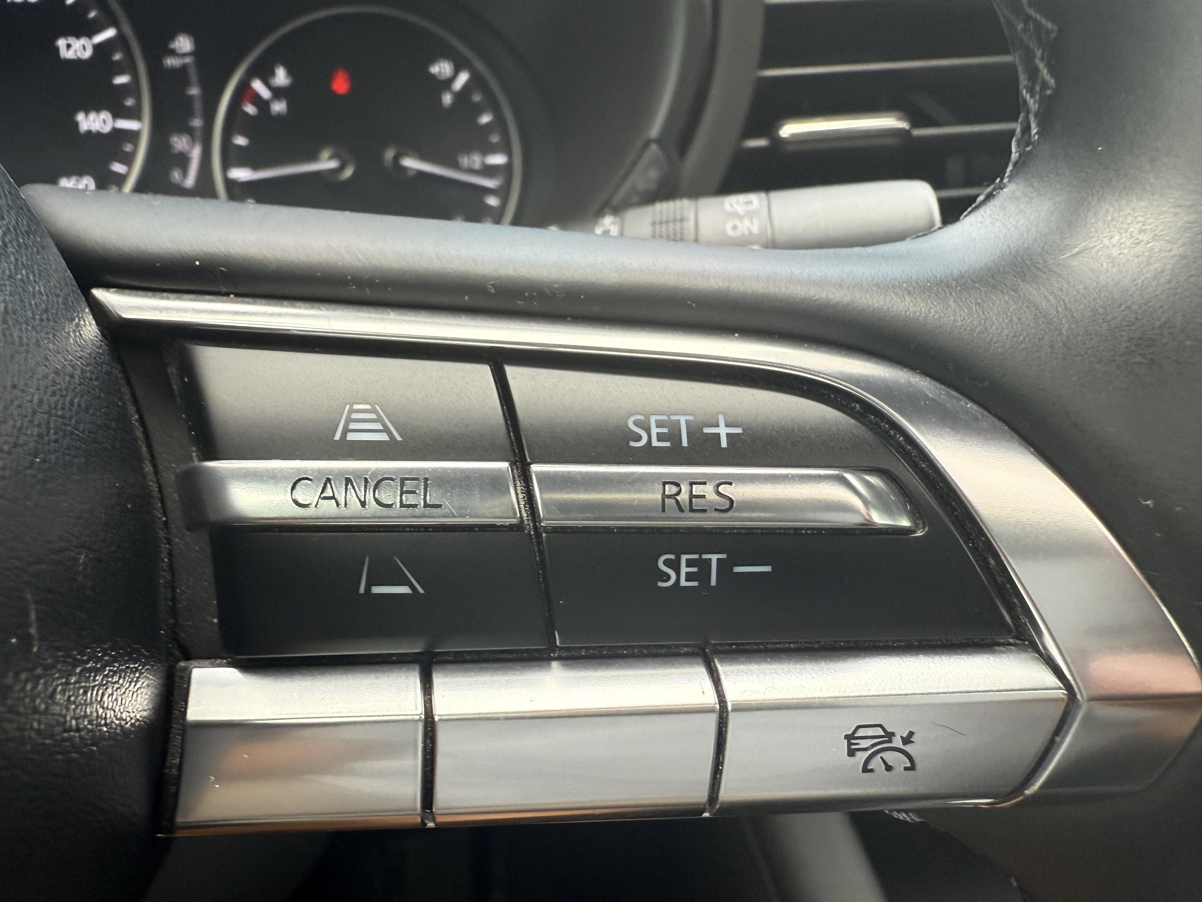 Used 2021 MAZDA MAZDA3 s image 37