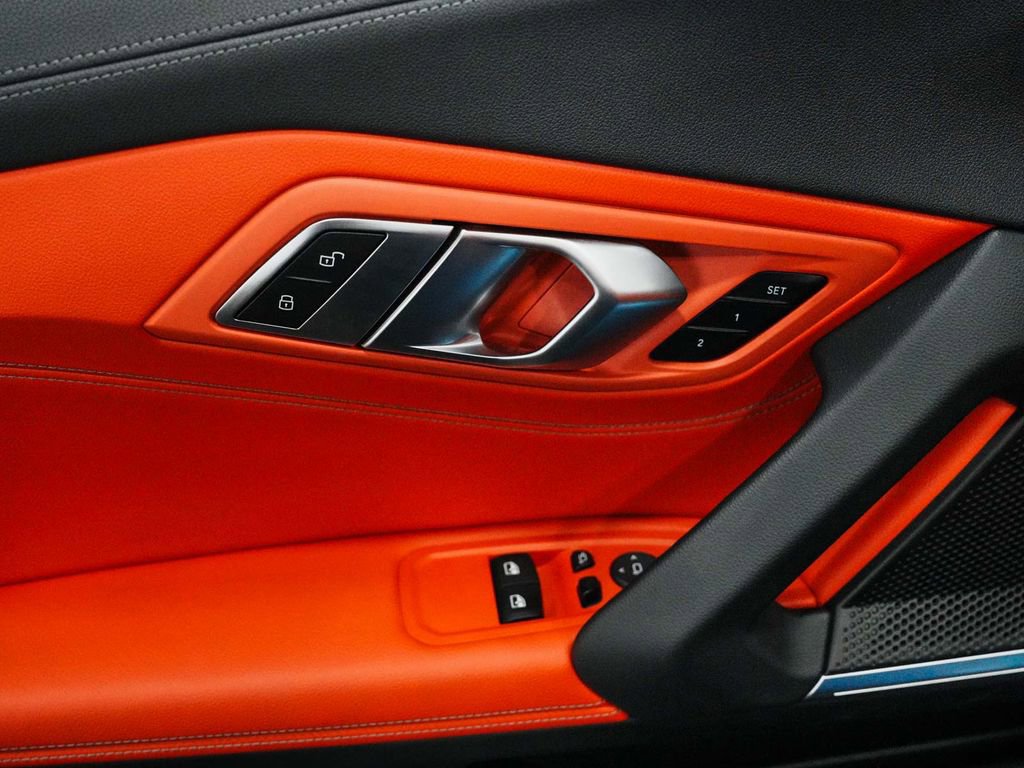 Used 2024 BMW Z4 M40i w/ Premium Package RWD image 19