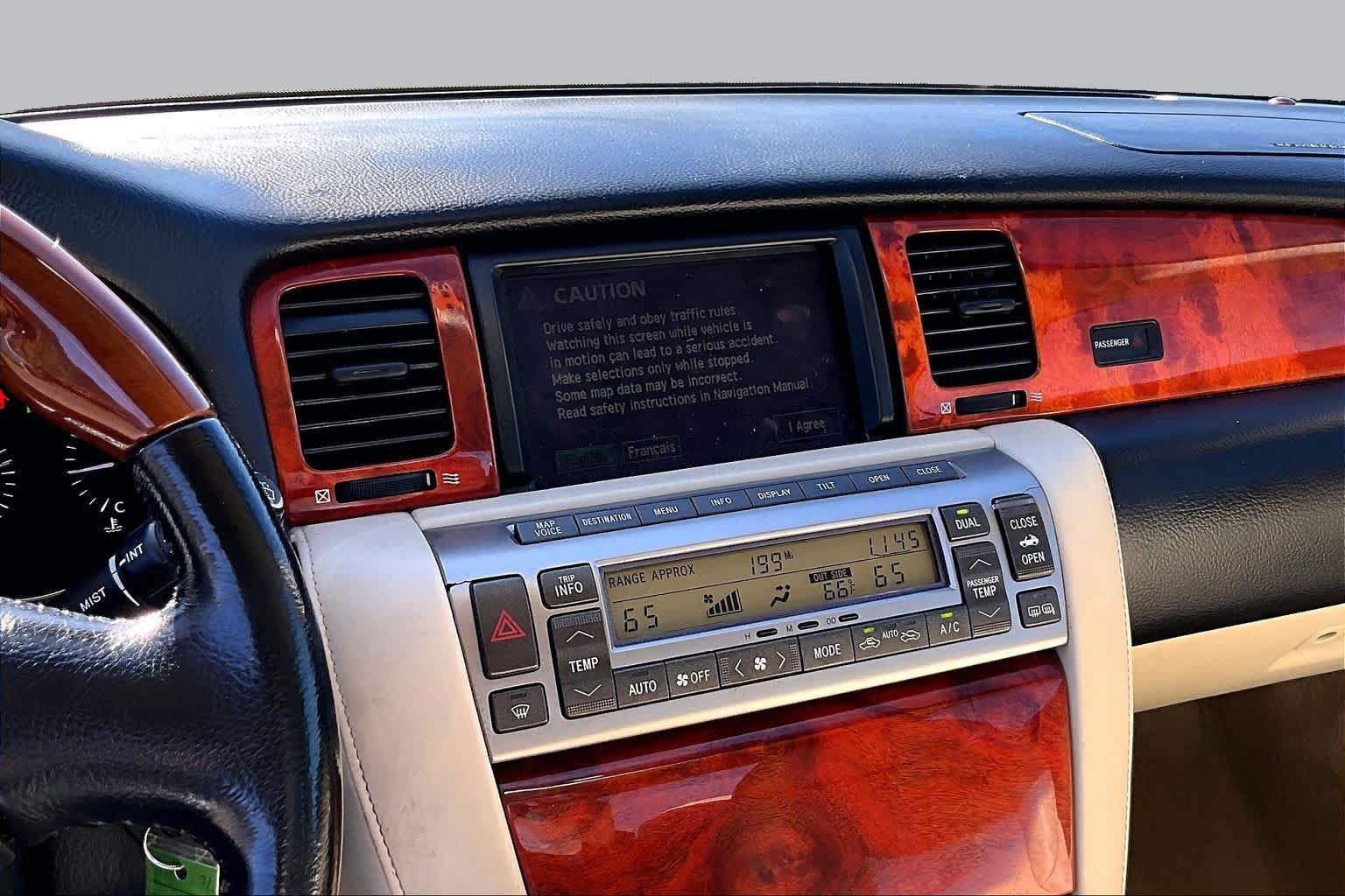 Used 2006 Lexus SC 430 Convertible w/ Preferred Accessory Pkg RWD image 4