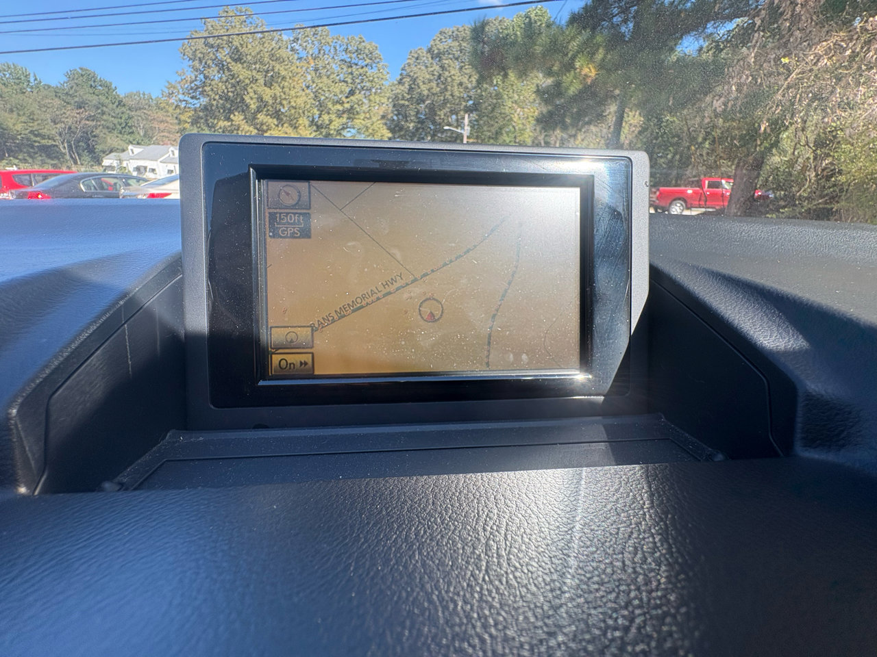 Used 2011 Lexus CT 200h image 25