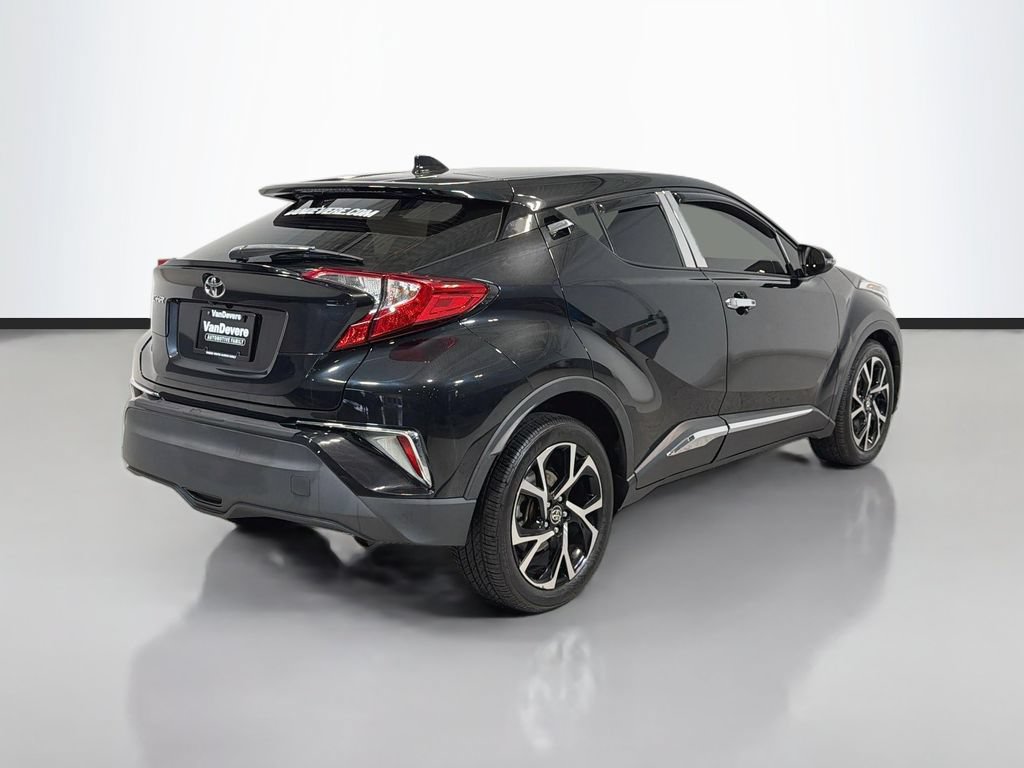 Used 2019 Toyota C-HR XLE FWD image 9
