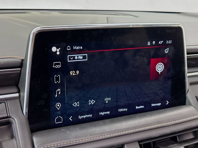 Used 2023 GMC Yukon XL AT4 w/ Technology Package image 16