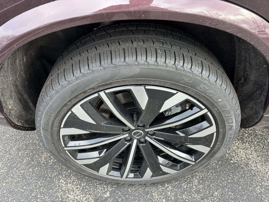 New 2026 Volvo XC90 T8 Ultra w/ Protection Package Premier image 10