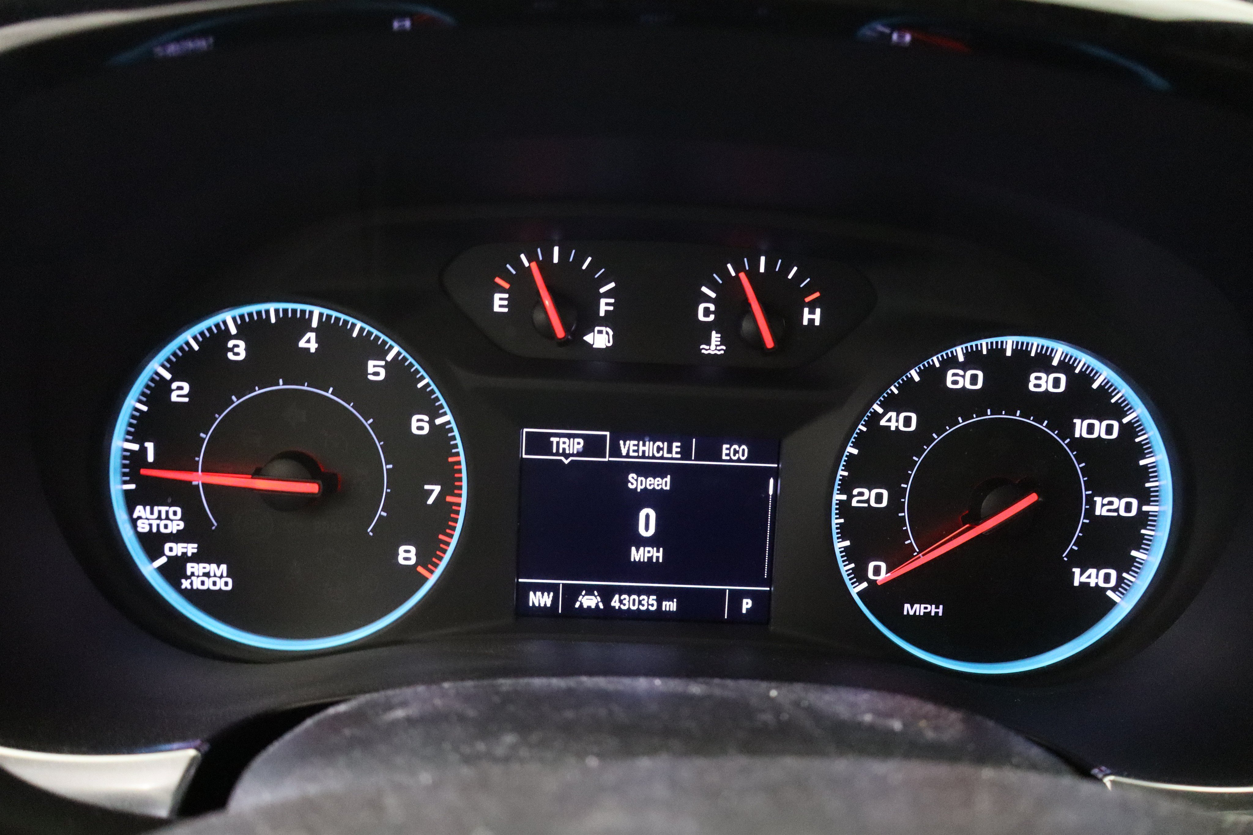 Used 2023 Chevrolet Traverse LS FWD image 18