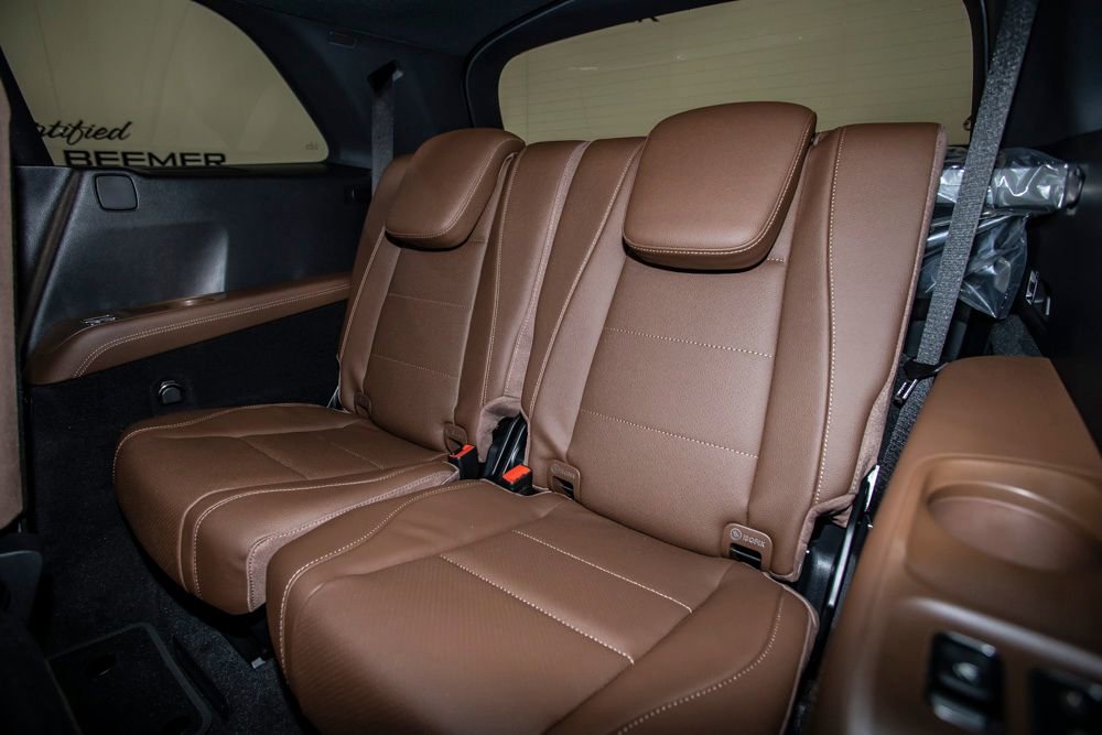 Used 2025 Mercedes-Benz GLS 450 4MATIC image 45