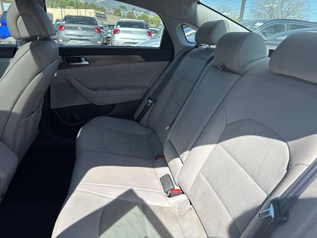 Used 2016 Hyundai Sonata Sport w/ Option Group 1V FWD image 24