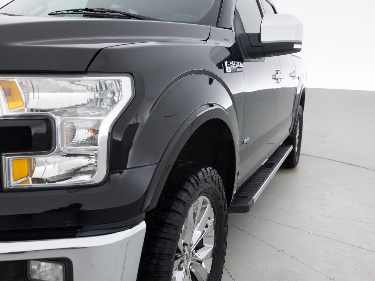 Used 2016 Ford F150 Lariat AWD/4WD image 12