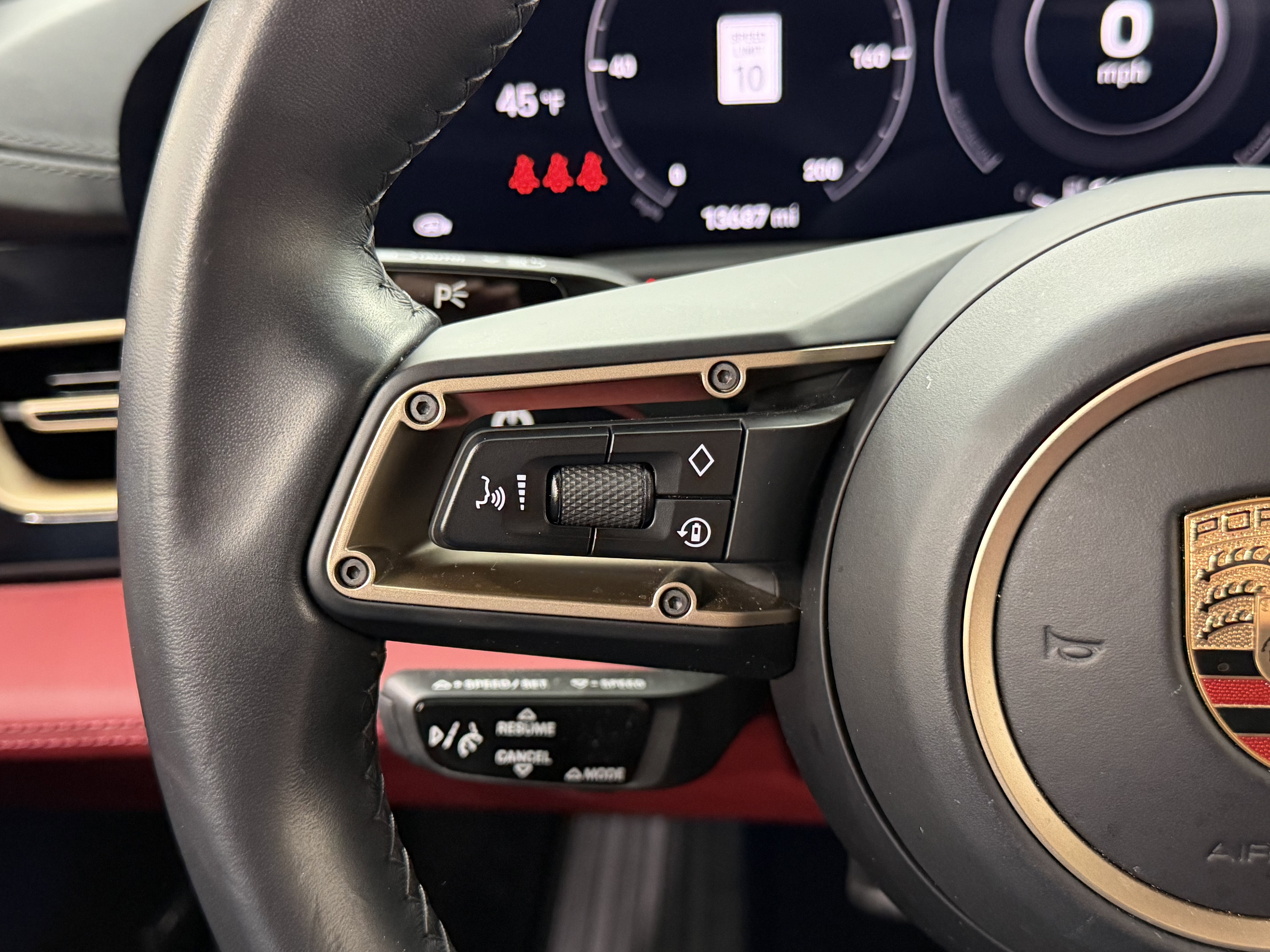 Certified 2023 Porsche Taycan 4S image 39