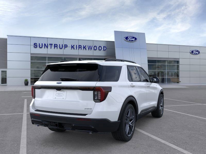 New 2025 Ford Explorer ST-Line w/ Premium Package AWD/4WD image 9