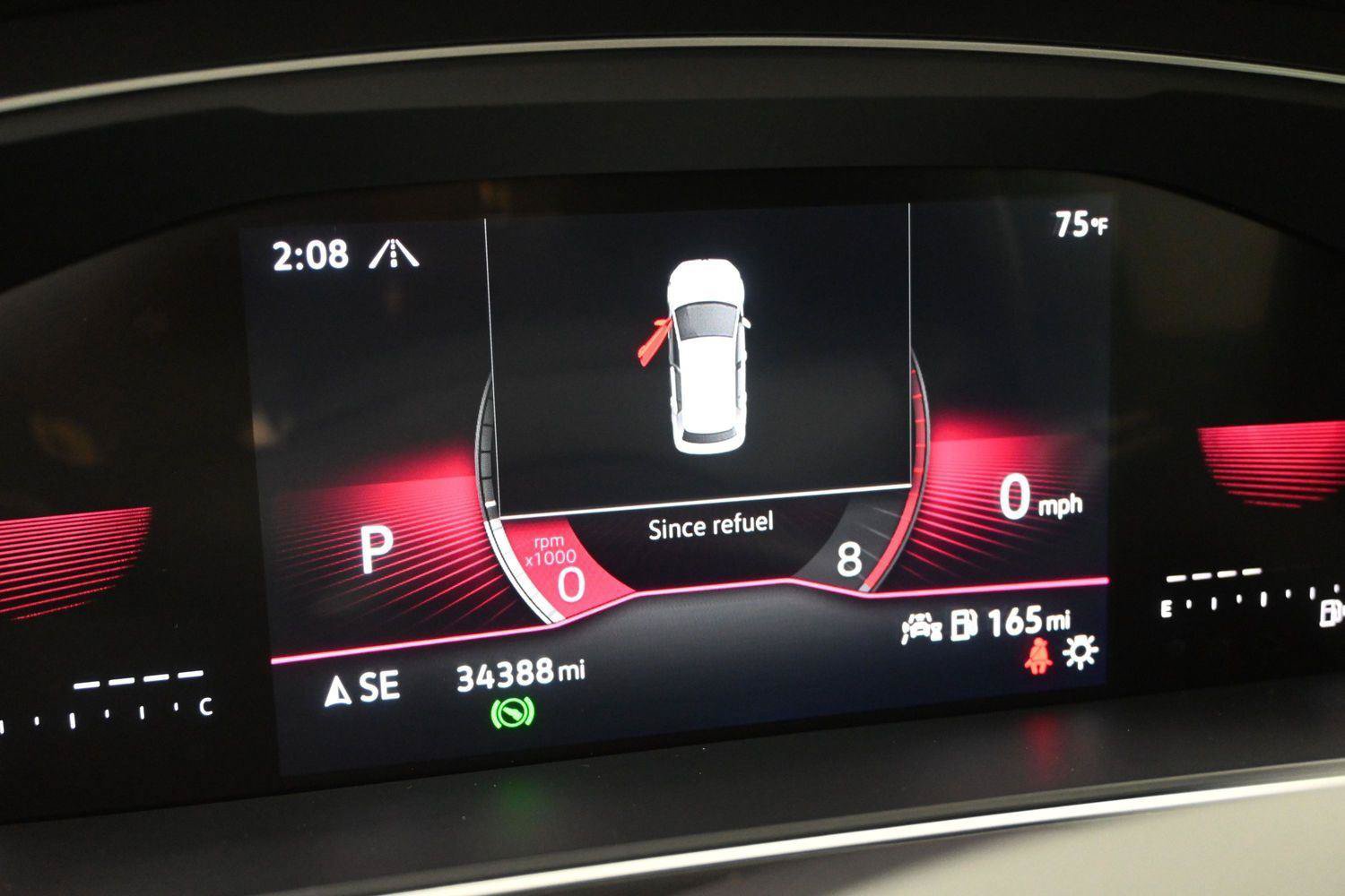 Used 2024 Volkswagen Tiguan SE R-Line AWD/4WD image 3
