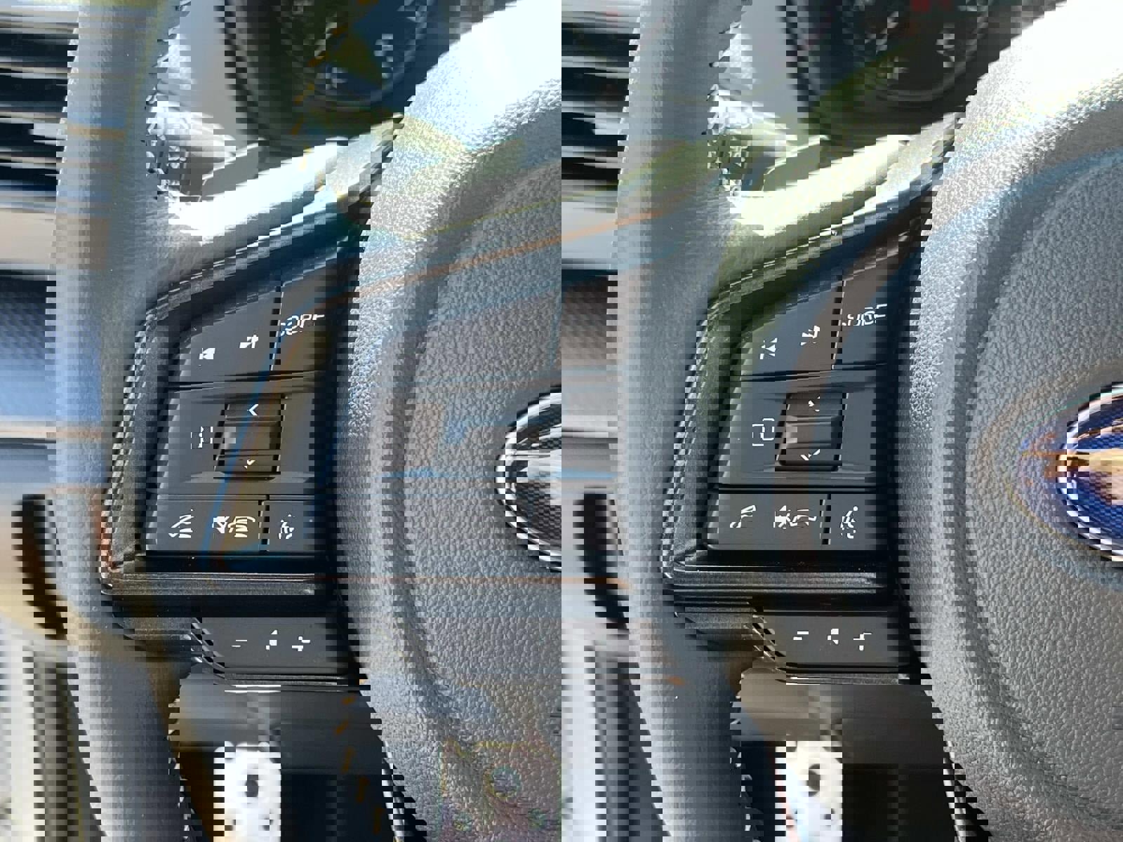 Certified 2025 Subaru Crosstrek 2.5i Sport w/ Crosstrek Mirror Package image 25