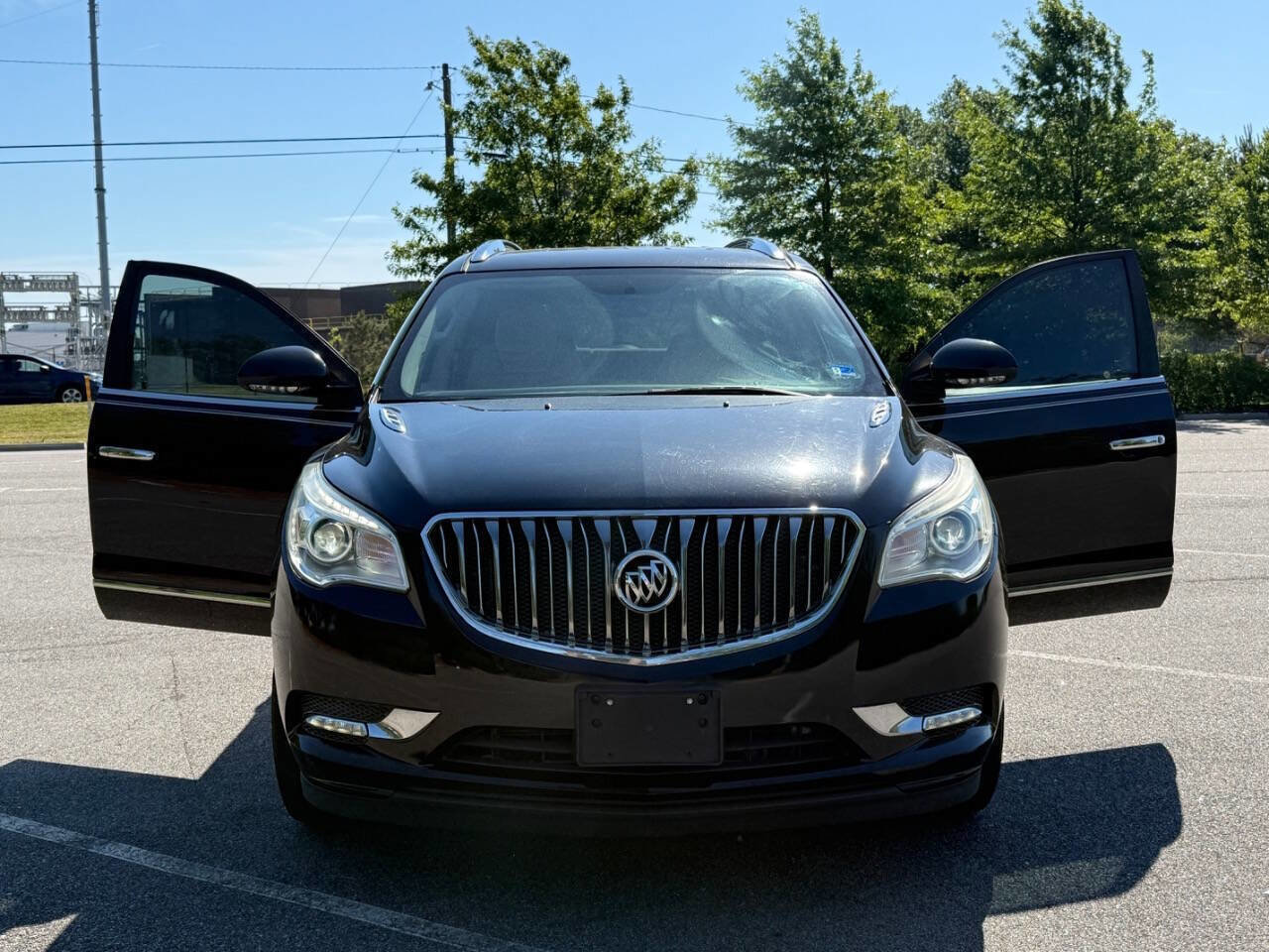 Used 2017 Buick Enclave Convenience FWD image 4