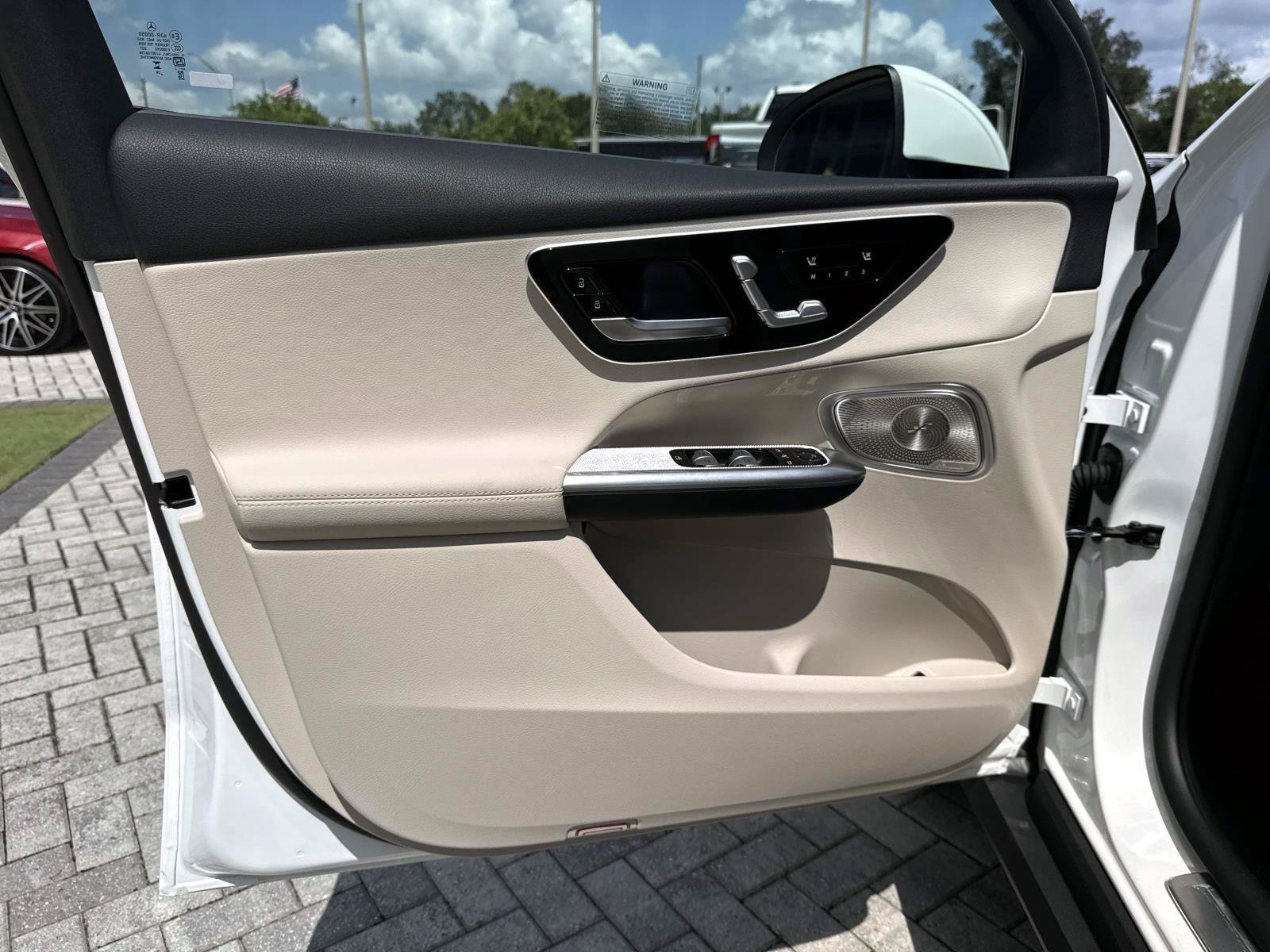 New 2027 Mercedes-Benz GLC 300 image 17