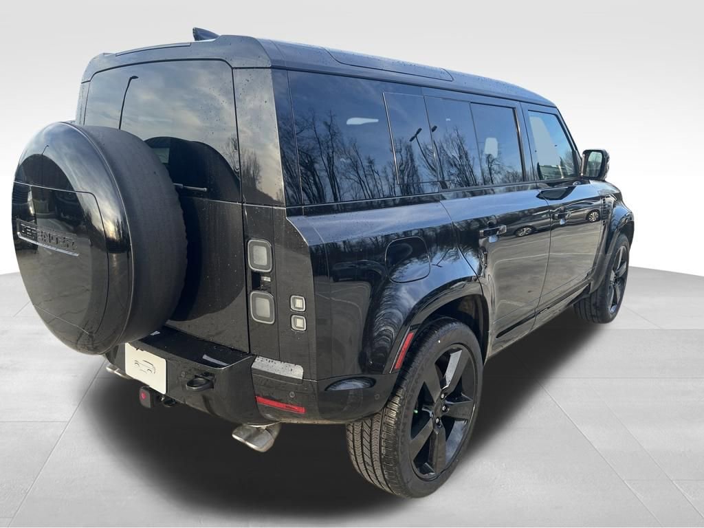 New 2026 Land Rover Defender 110 V8 AWD/4WD image 5