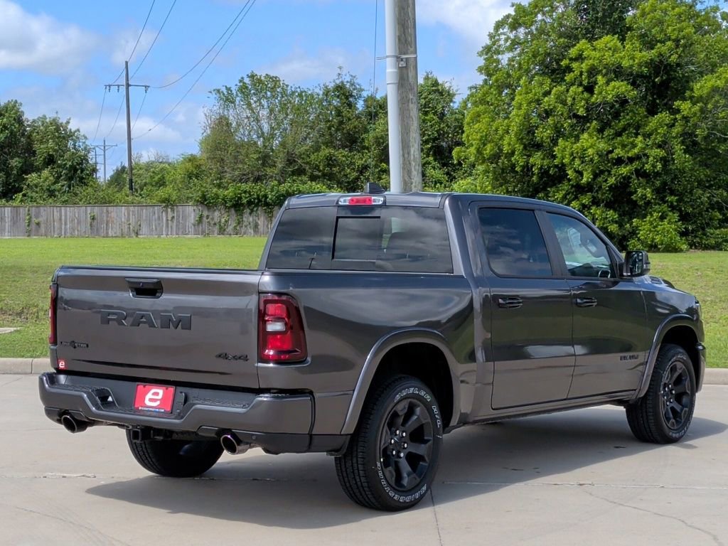 New 2026 RAM 1500 4x4 Crew Cab image 7