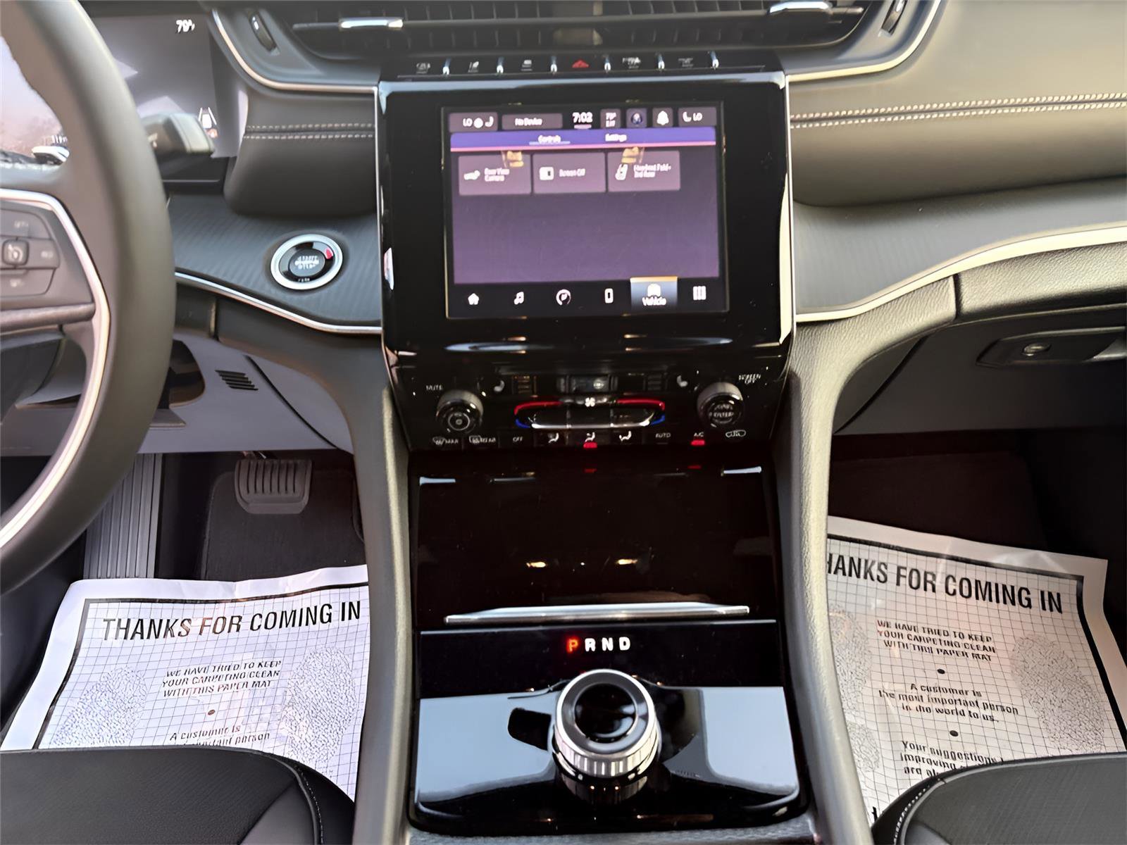 New 2025 Jeep Grand Cherokee L Altitude image 11