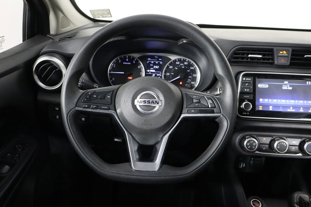 Used 2020 Nissan Versa S FWD image 7