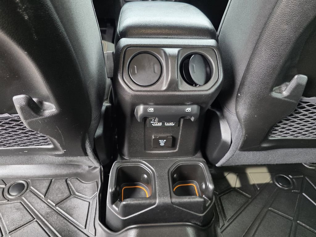 Used 2024 Jeep Gladiator Mojave w/ Convenience Group image 21