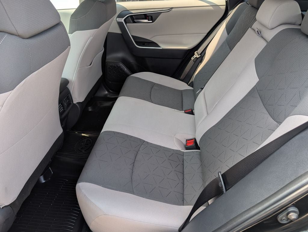 Certified 2025 Toyota RAV4 XLE AWD/4WD image 28