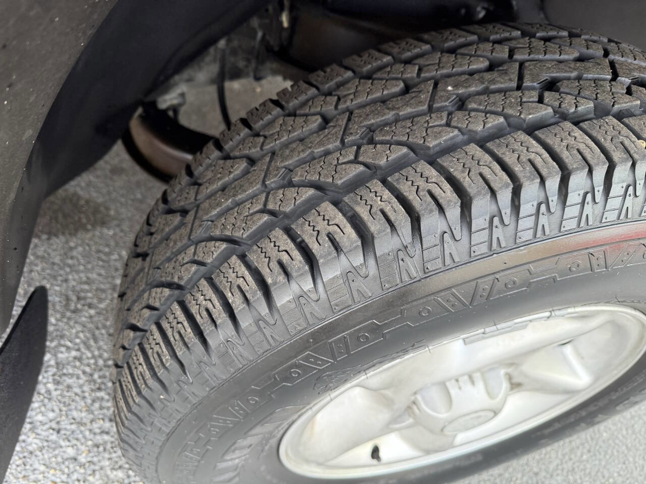 Used 1997 Dodge Ram 1500 Truck 2WD Club Cab image 53